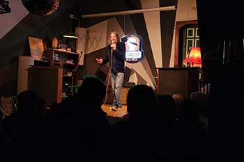 Standing Bar hanoi Stand-up Comedy and Music